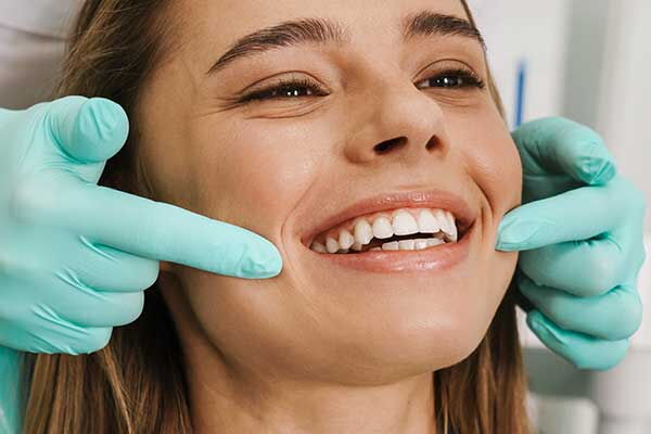 Ästhetische Zahnheilkunde Ästhetische Zahnheilkunde