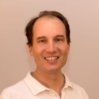 Dr. Johannes Stitzinger Dr. Johannes Stitzinger